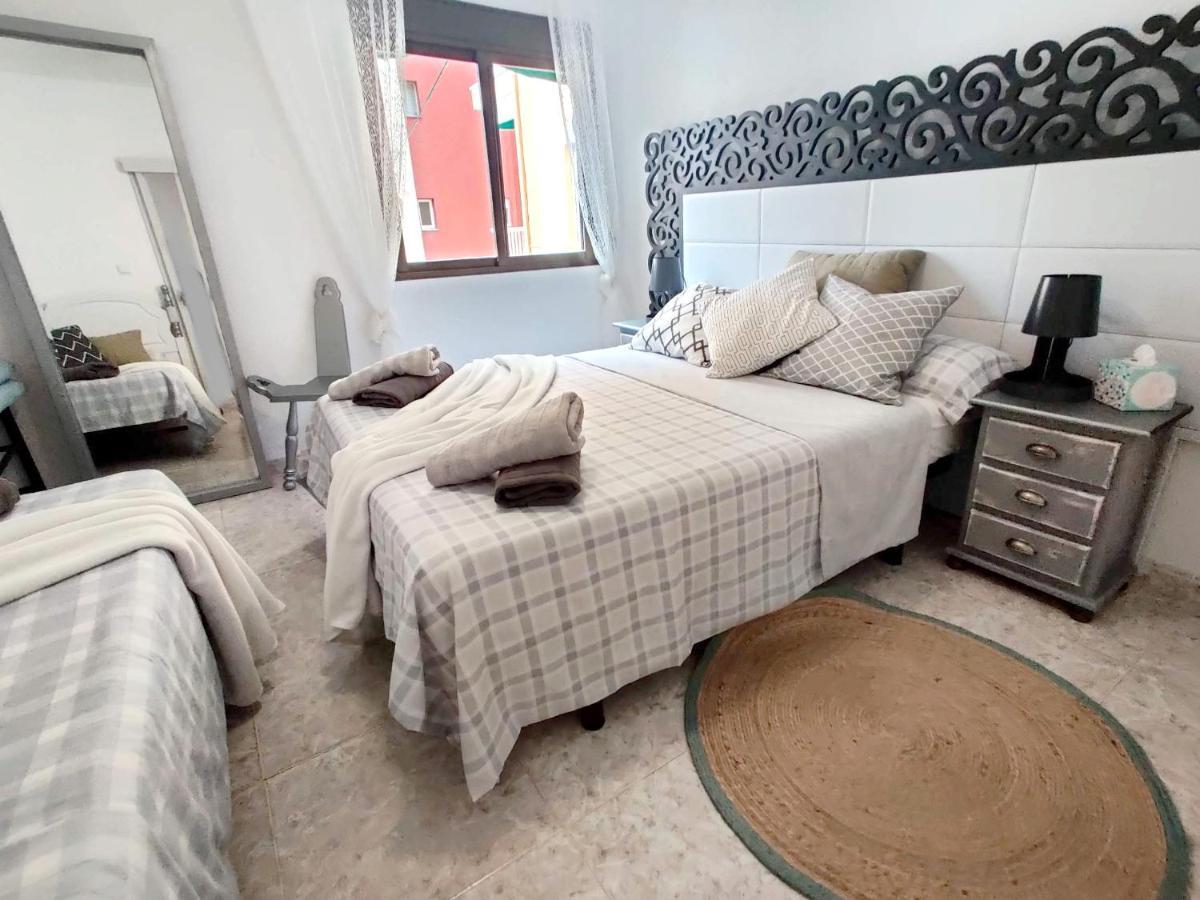 Apartament 100 M De Playa De Gandia 3 -4 Personas Parking Ascensor Eksteriør billede